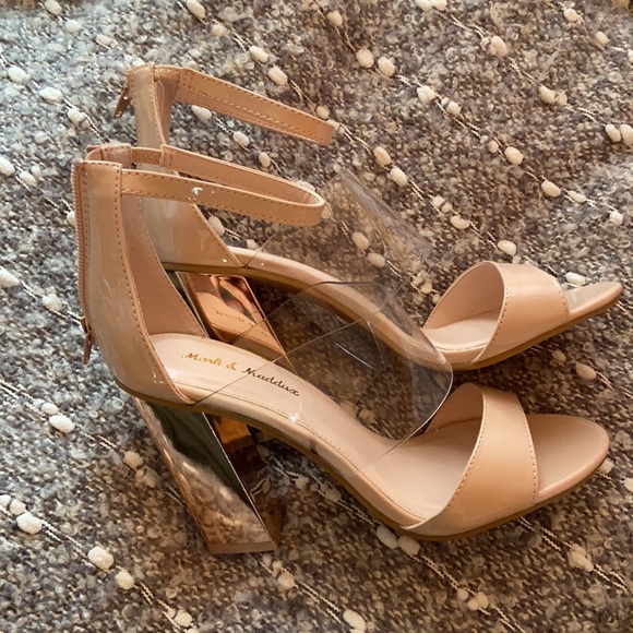 Charlotte Russe Heels Size 7.5 - Picture 4 of 7